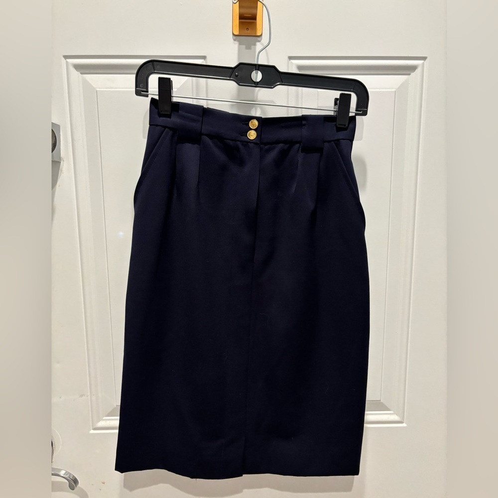 Rare Chanel navy blue gold buttons skirt s 36